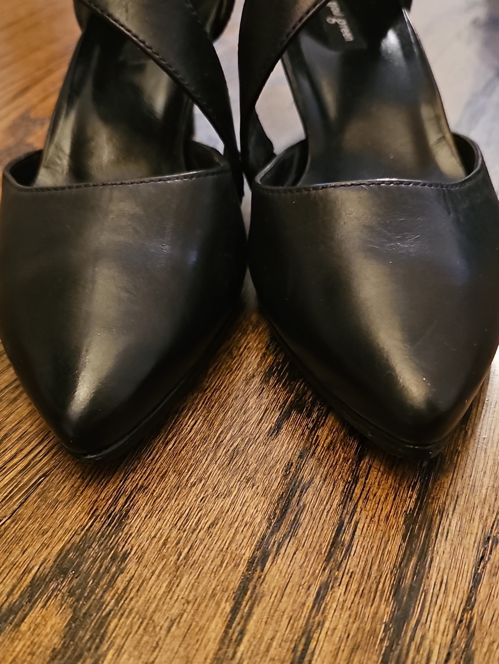 Paul Green Black Pointed Leather Cross-Strap Pumps - Picture 9 of 15